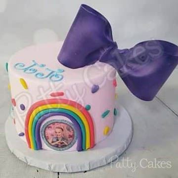Character Cake Bow Bow 02