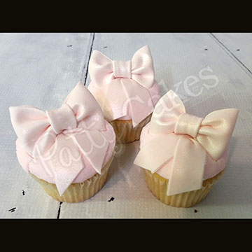 Decorated Cupcakes, Bow Cupcakes 01